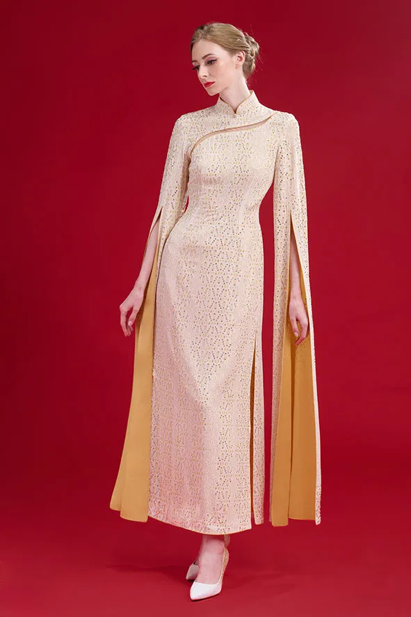 【GATE CARVING】100% Silk Crystal Cheongsam Wedding Gown  (Bell Sleeve / Regular Fit) (鐵閘) (嫁囍金紅)