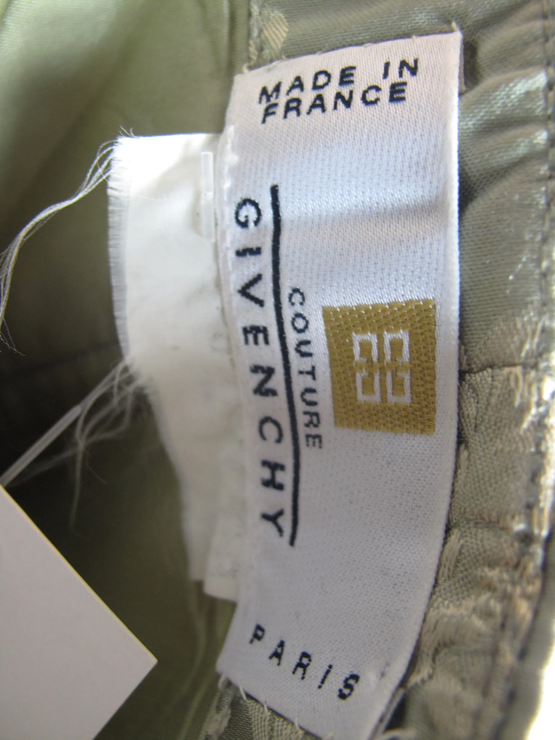 GIVENCHY COUTURE by ALEXANDER MCQUEEN