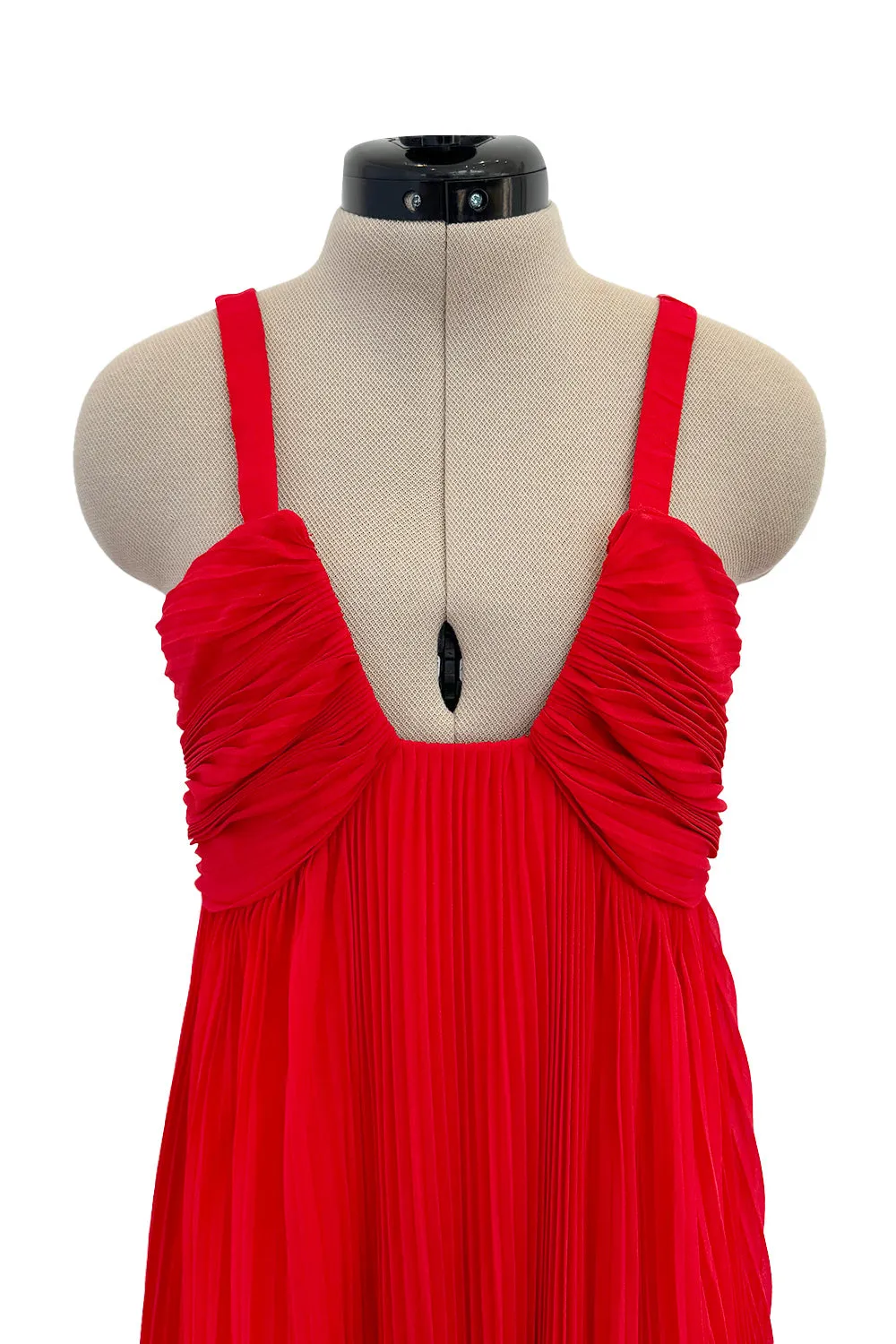 Incredible 1973 Hubert de Givenchy Haute Couture Red Sillk Crepe Chiffon Pleated Dress