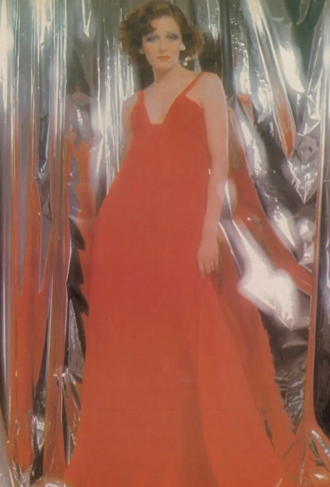 Incredible 1973 Hubert de Givenchy Haute Couture Red Sillk Crepe Chiffon Pleated Dress