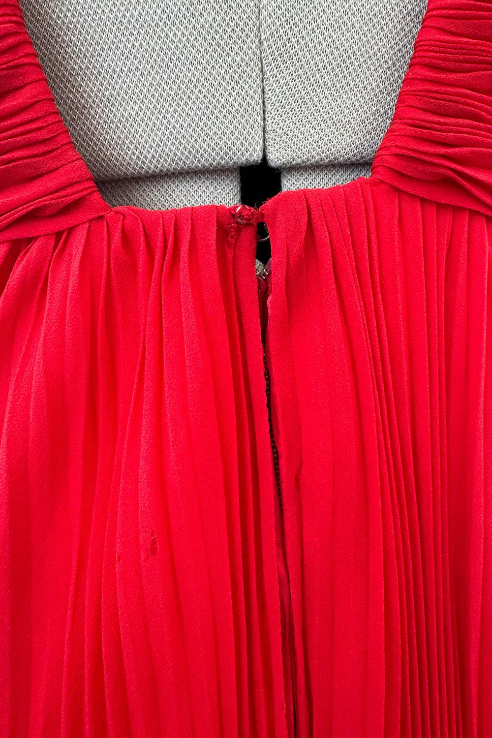 Incredible 1973 Hubert de Givenchy Haute Couture Red Sillk Crepe Chiffon Pleated Dress