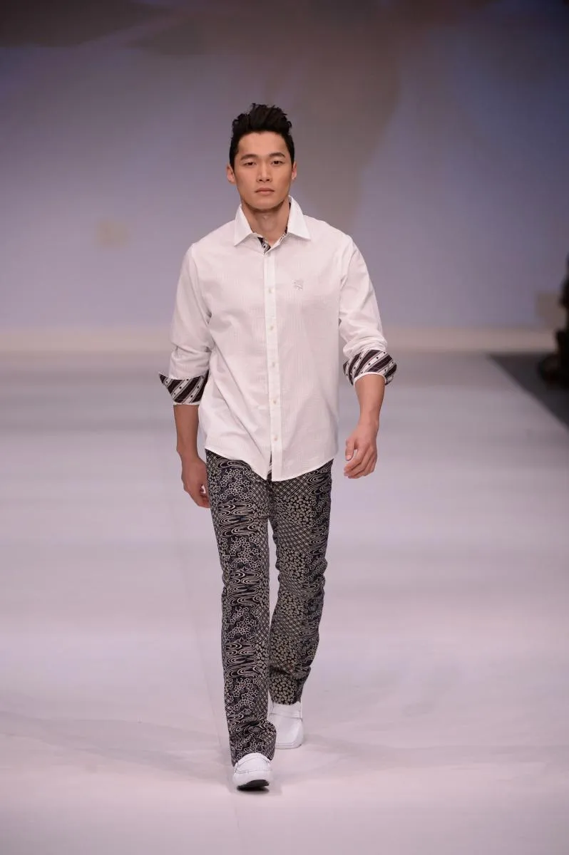 Men’s Long Sleeve Regular Fit Cotton Dress Shirt -13. Miracle Pegasus Design Made in Japan