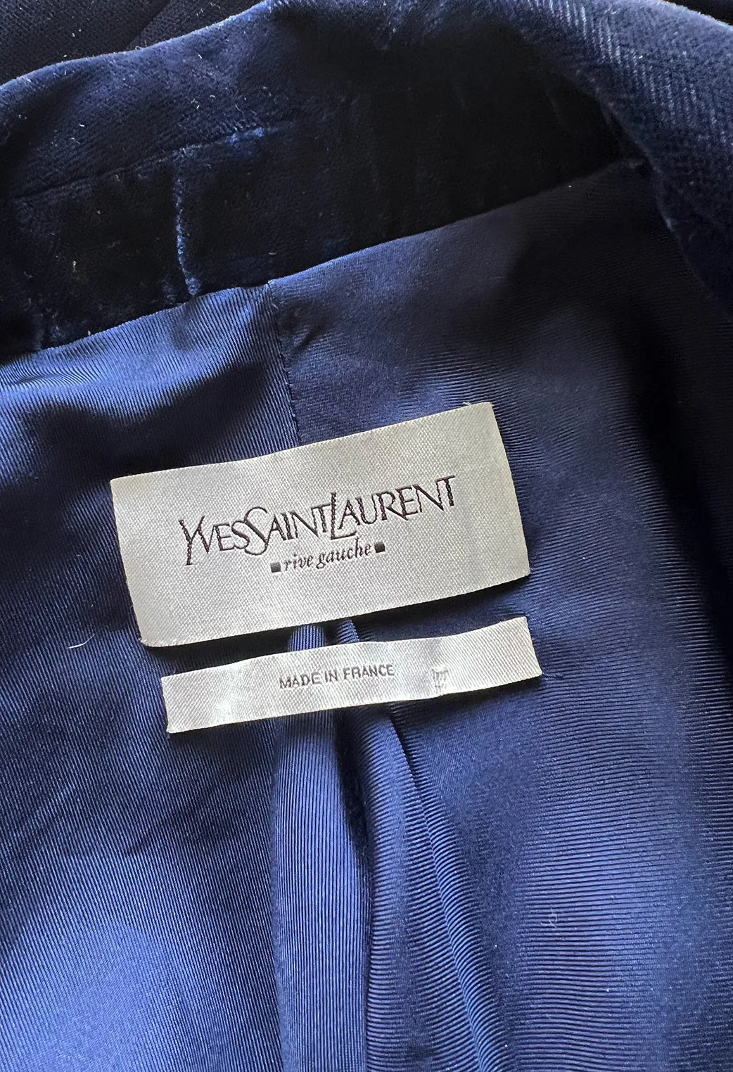 Runway Fall 2002 Yves Saint Laurent Blue Velvet Jacket w Long Sleeves & Tuxedo Collar