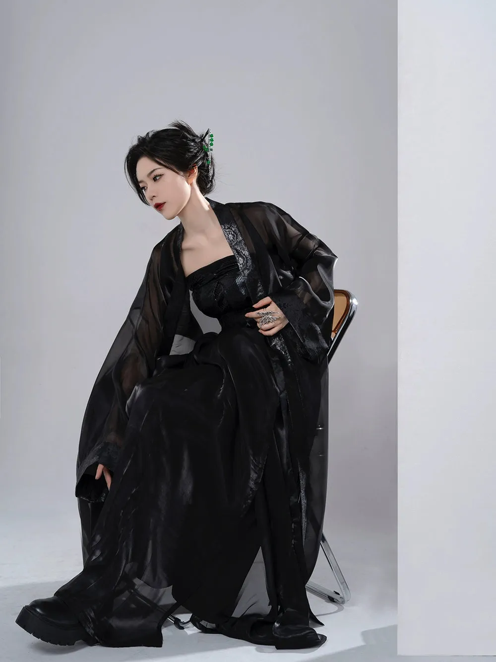 Song Dynasty | Summer Hanfu black dress, Top &  Skirt