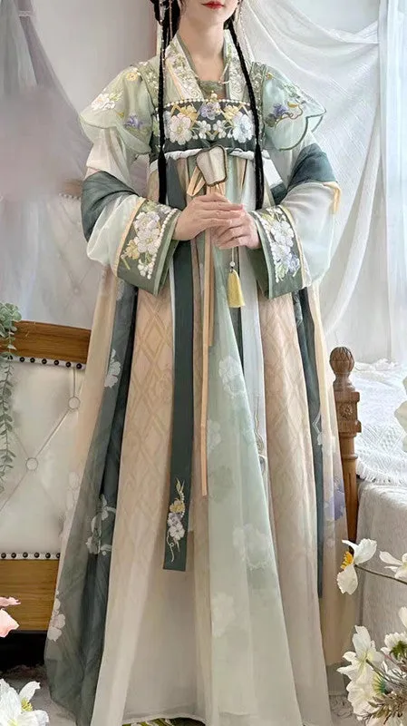 Tang Qixiong Ruqun Blue and Green Ancient Chinese Dress
