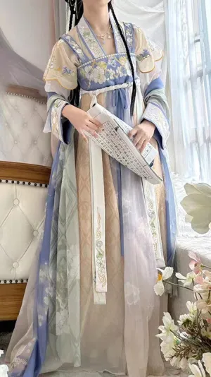 Tang Qixiong Ruqun Blue and Green Ancient Chinese Dress